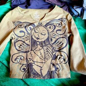 It’s from hot topic, never worn, its super cute i just never knew how to wear it